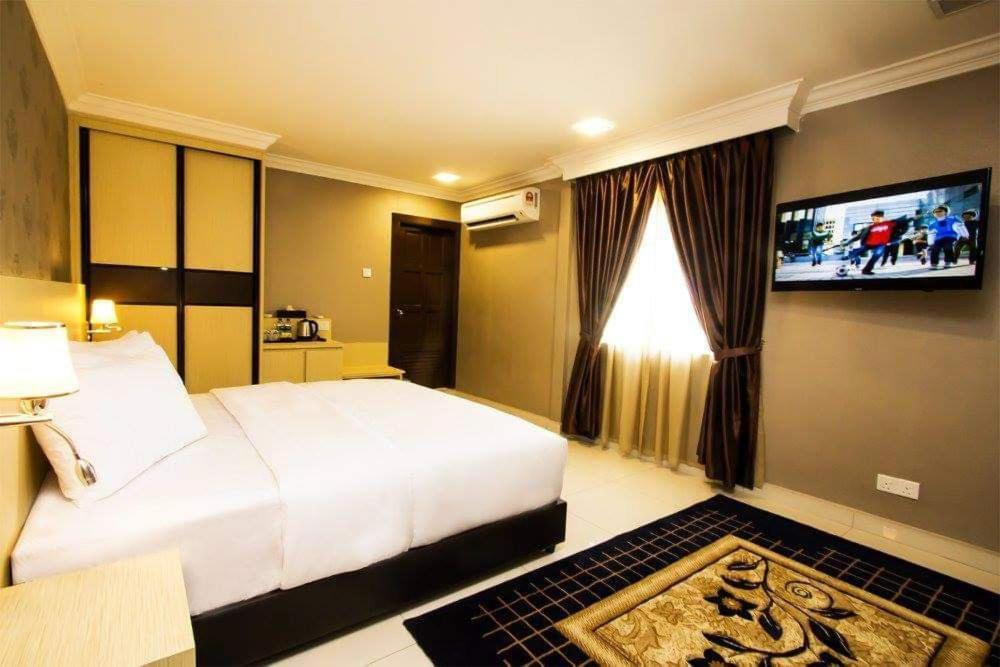 New Kesuma Villa Exclusive Stay Parit Raja Extérieur photo